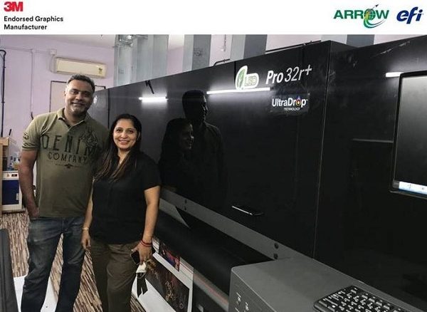 Arrow Digital installs the latest EFI Pro 32r+ LED Roll 2 Roll UV Printer at SNJ Enterprise, Pune – the second installation in India