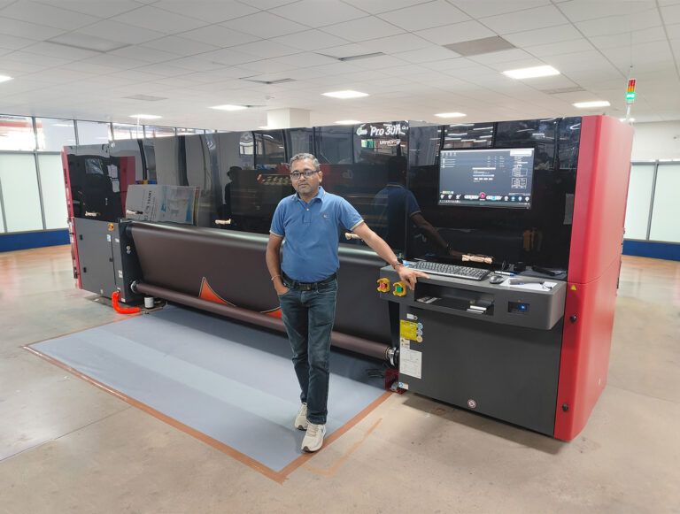 Arrow Digital Installs the first EFI Pro 30h UV LED hybrid Printer at Caterpillar Signs, Ahmedabad