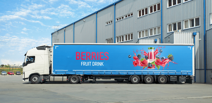 berries-truck-side-curtain-e1702313145254